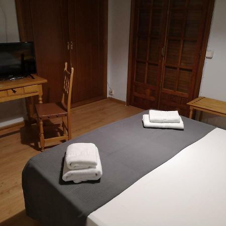 Hostal Becerril Becerril de la Sierra Ngoại thất bức ảnh