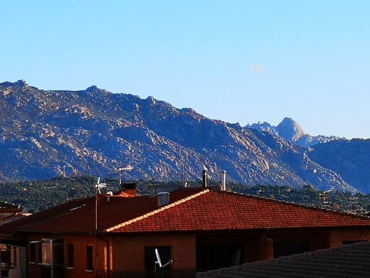Hostal Becerril Becerril de la Sierra Ngoại thất bức ảnh